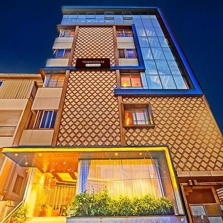 Hotel Super Townhouse Indiranagar Bangalore Exterior foto