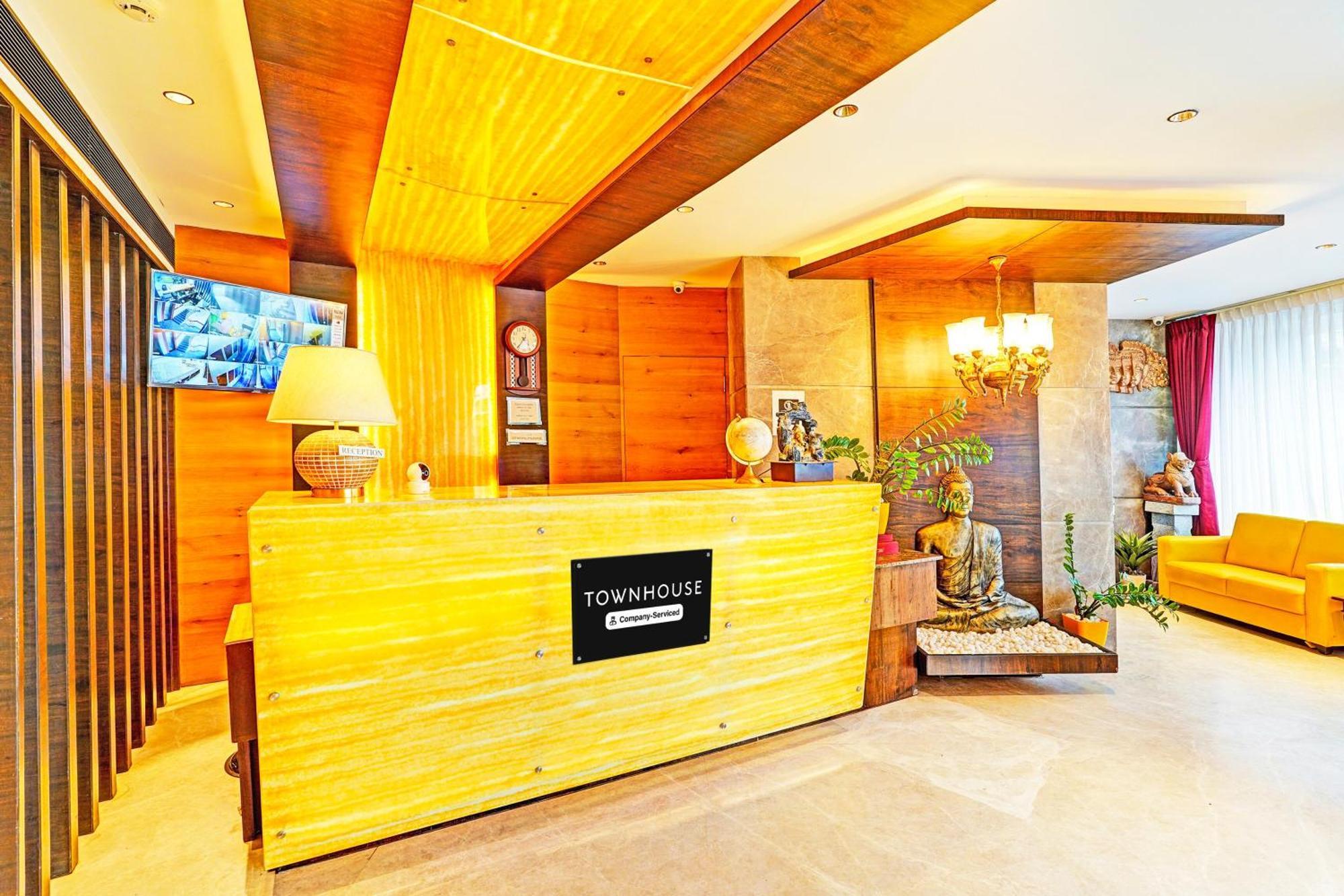 Hotel Super Townhouse Indiranagar Bangalore Exterior foto
