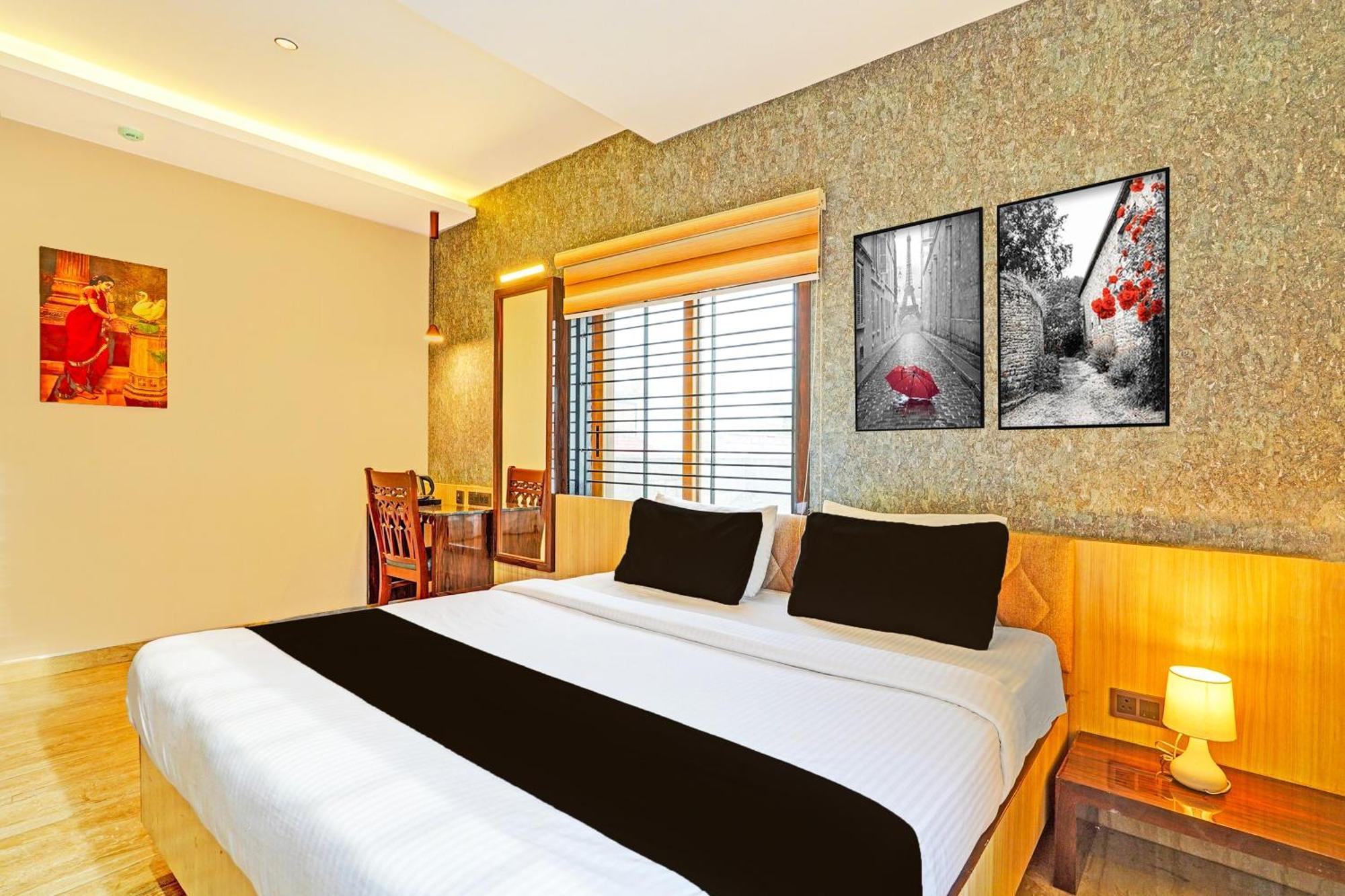 Hotel Super Townhouse Indiranagar Bangalore Exterior foto